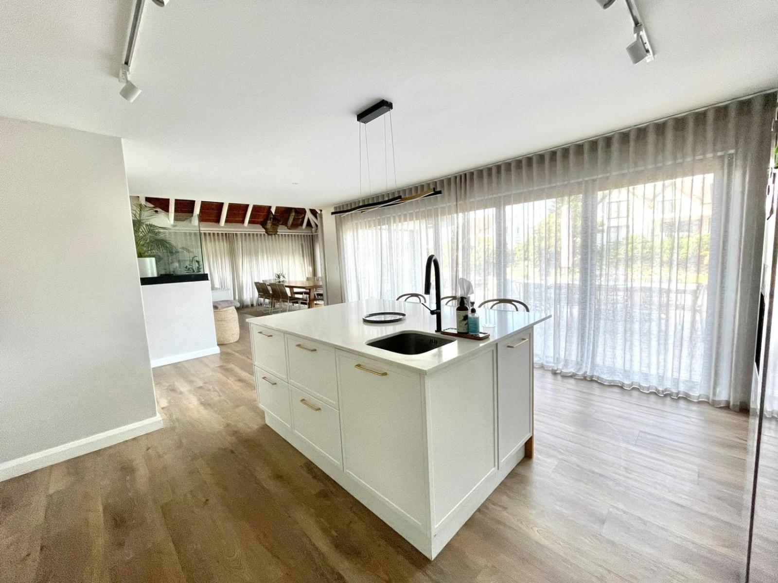 Laid Back Luxury Canal House * St Francis Bay